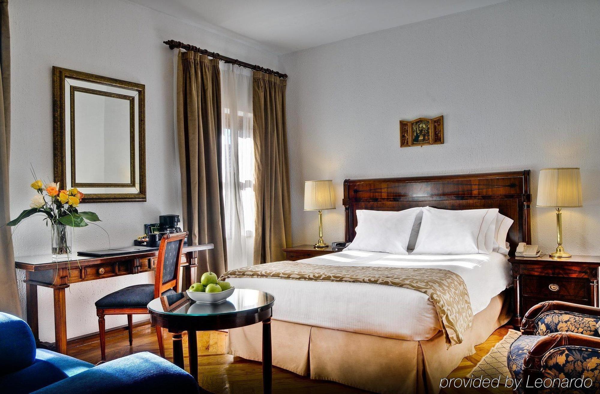 Sheraton Santa Maria De El Paular Hotel Rascafria Room photo
