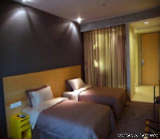 Catic Hotel Zhuhai Room photo