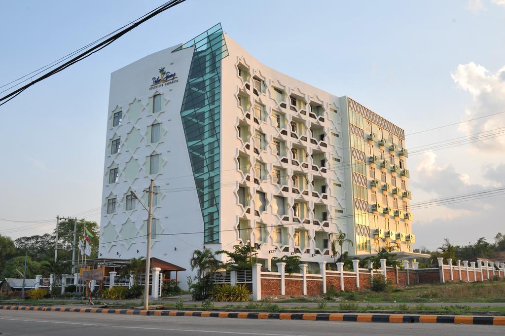 Palm Spring Executive Residence Naypyidaw Exterior photo