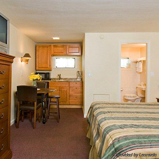 Sands By The Sea Motel Ogunquit Room photo