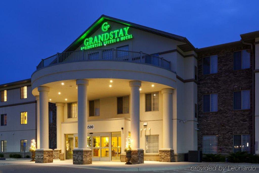 Grandstay Residential Suites Hotel Faribault Exterior photo