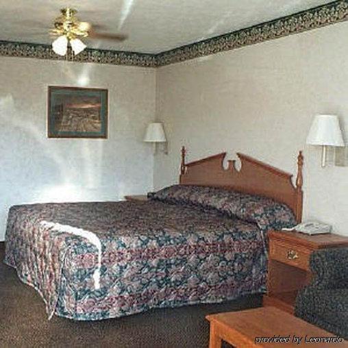 Deerfield Inn And Suites - Fairview Room photo