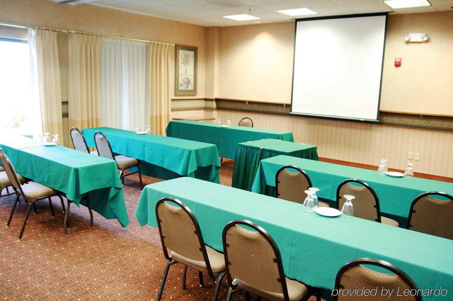 Hampton Inn Council Bluffs Facilities photo