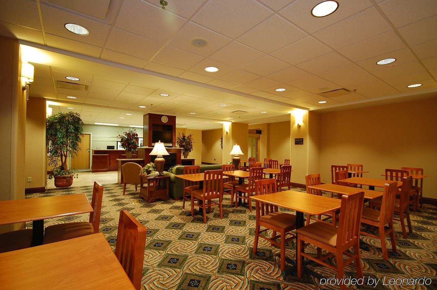 Hampton Inn Grand Island Restaurant photo