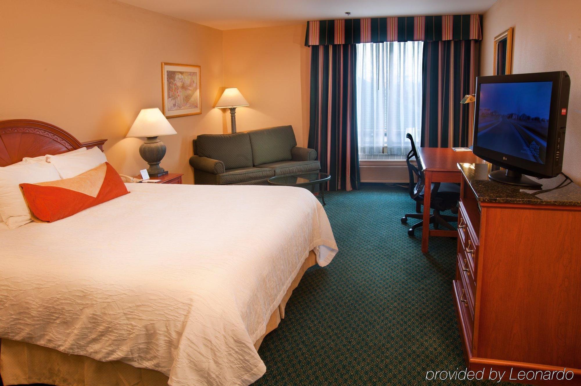 Hilton Garden Inn St. Louis/Chesterfield Room photo