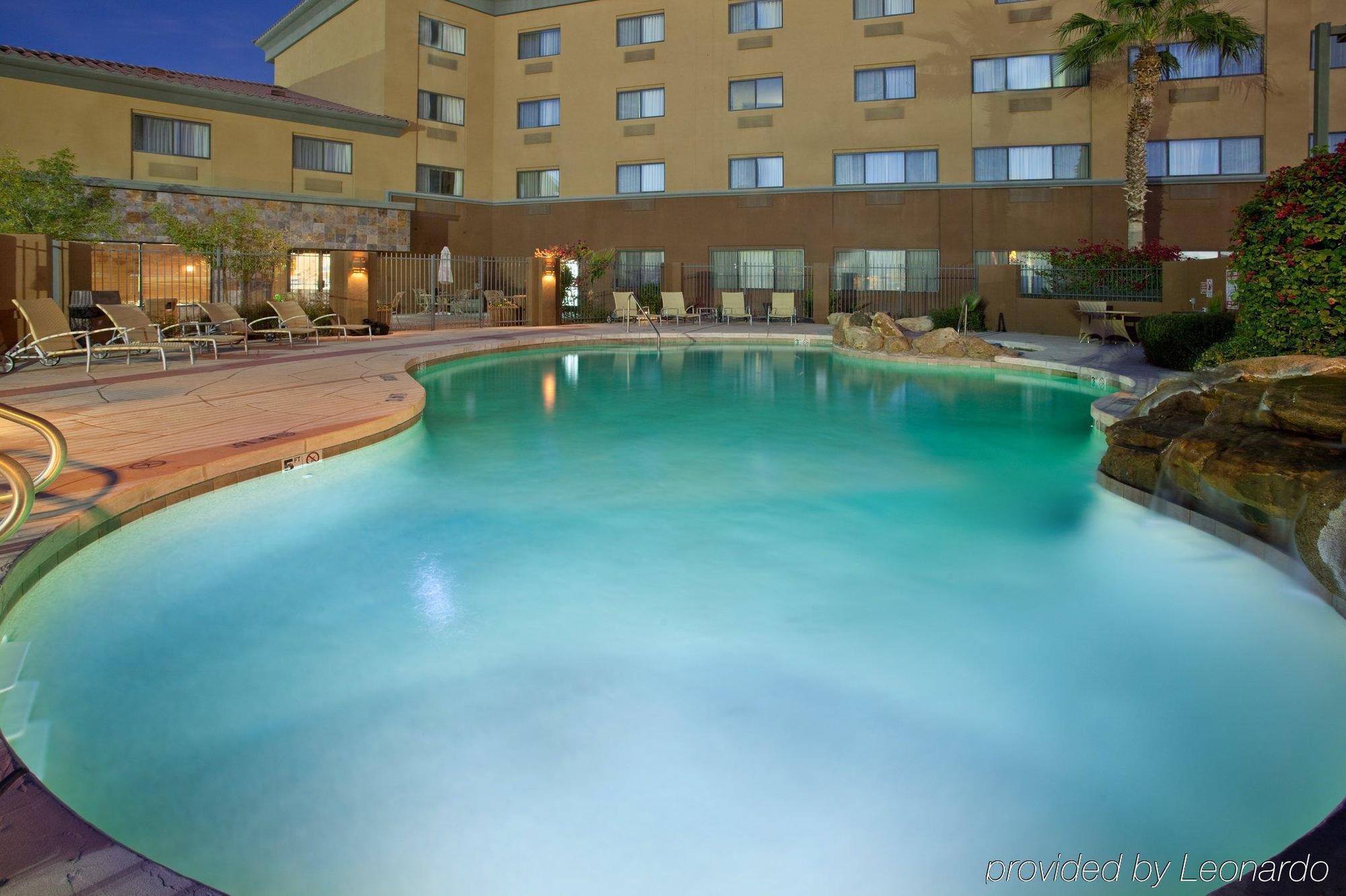 Holiday Inn Express & Suites Phoenix/Chandler Facilities photo