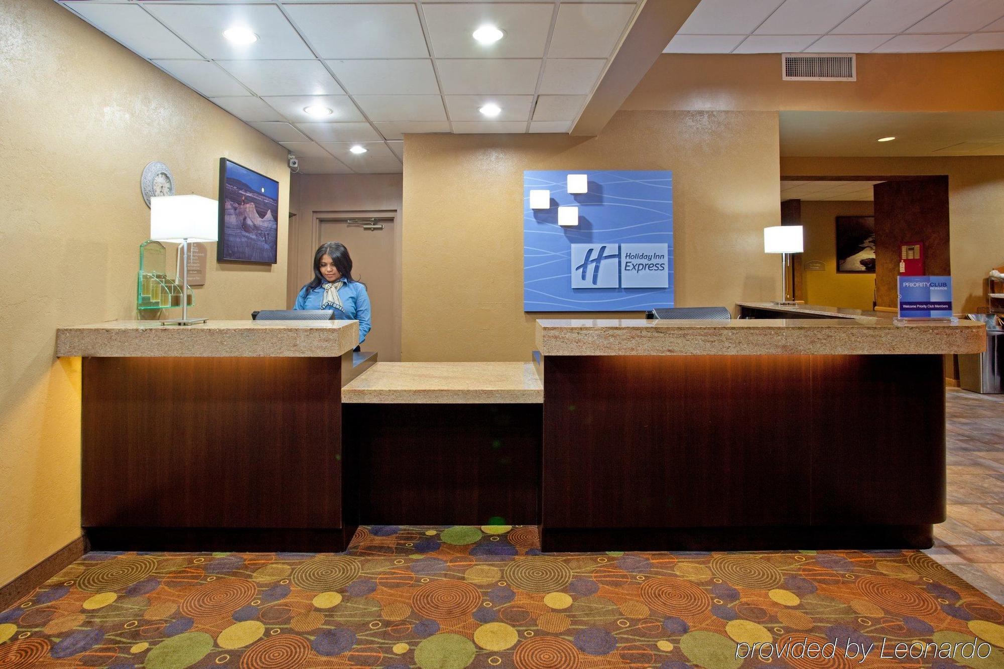 Holiday Inn Express & Suites Phoenix/Chandler Interior photo