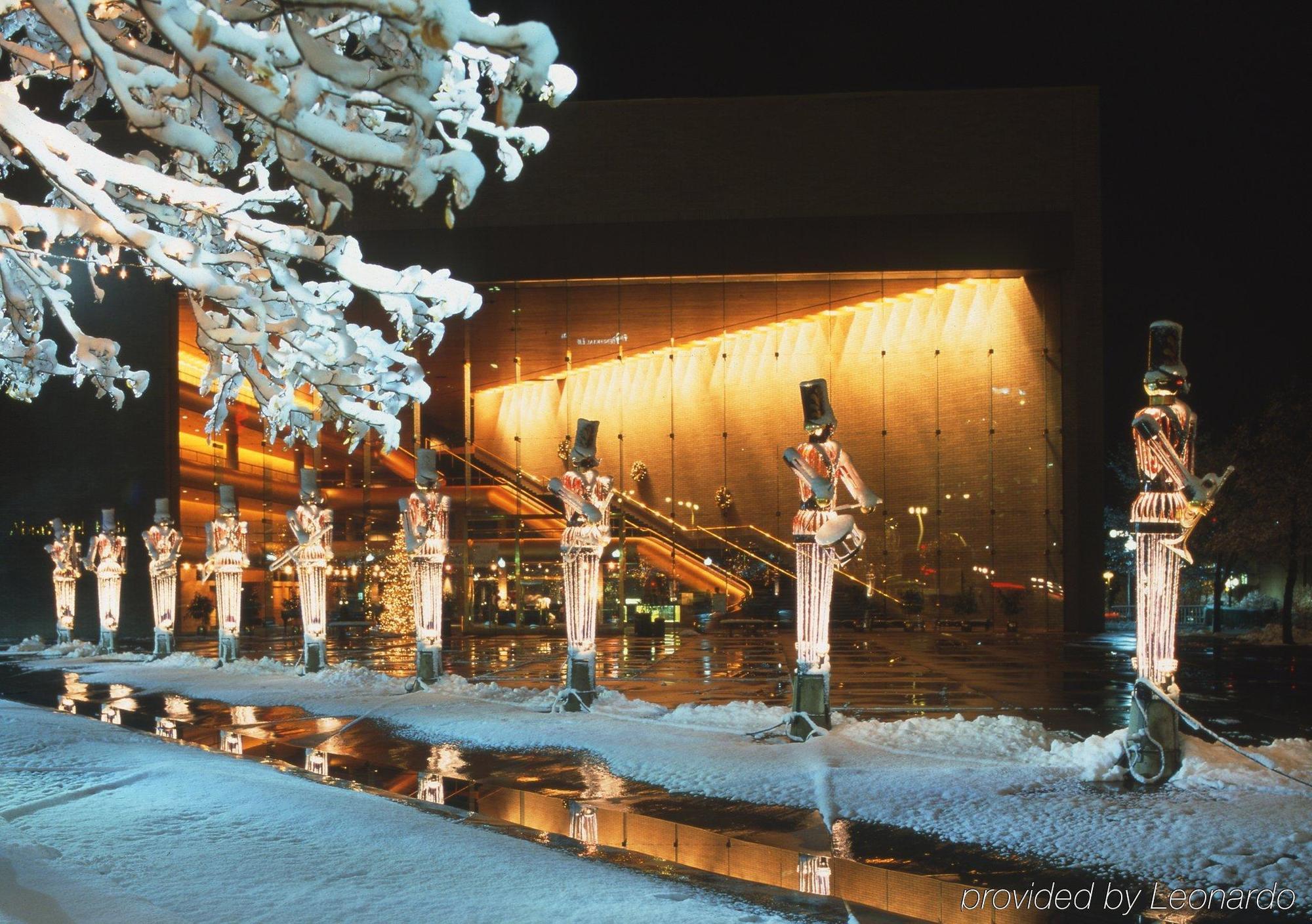 Holiday Inn Express Airport East, An Ihg Hotel Salt Lake City Exterior photo