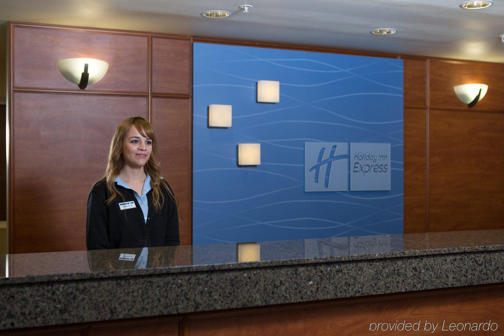 Holiday Inn Express Hotels & Suites Burlington, An Ihg Hotel Exterior photo