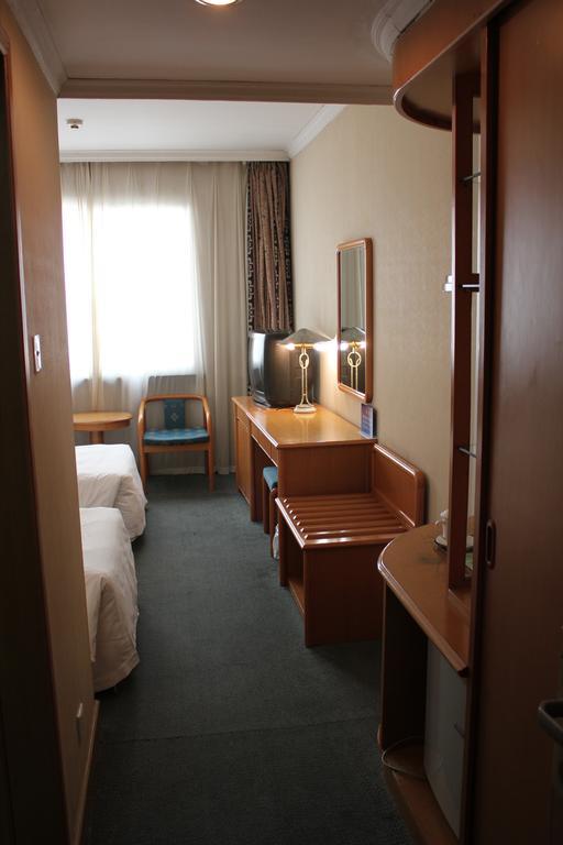 Fuhao Hotel Beijing Room photo