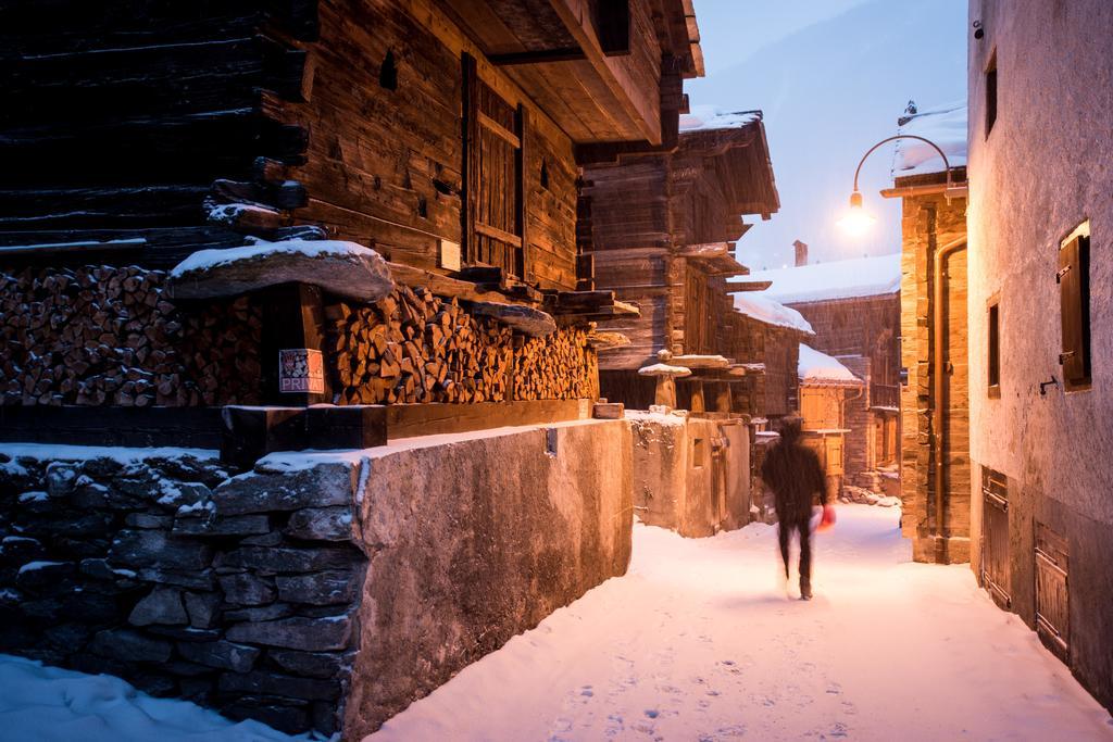 Le Petit Charme-Inn Zermatt Exterior photo