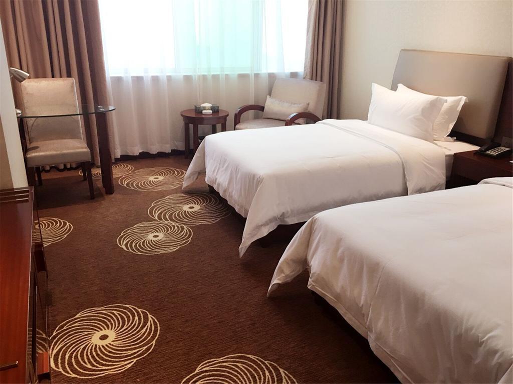 Guangxuan Hotel Guangzhou Room photo