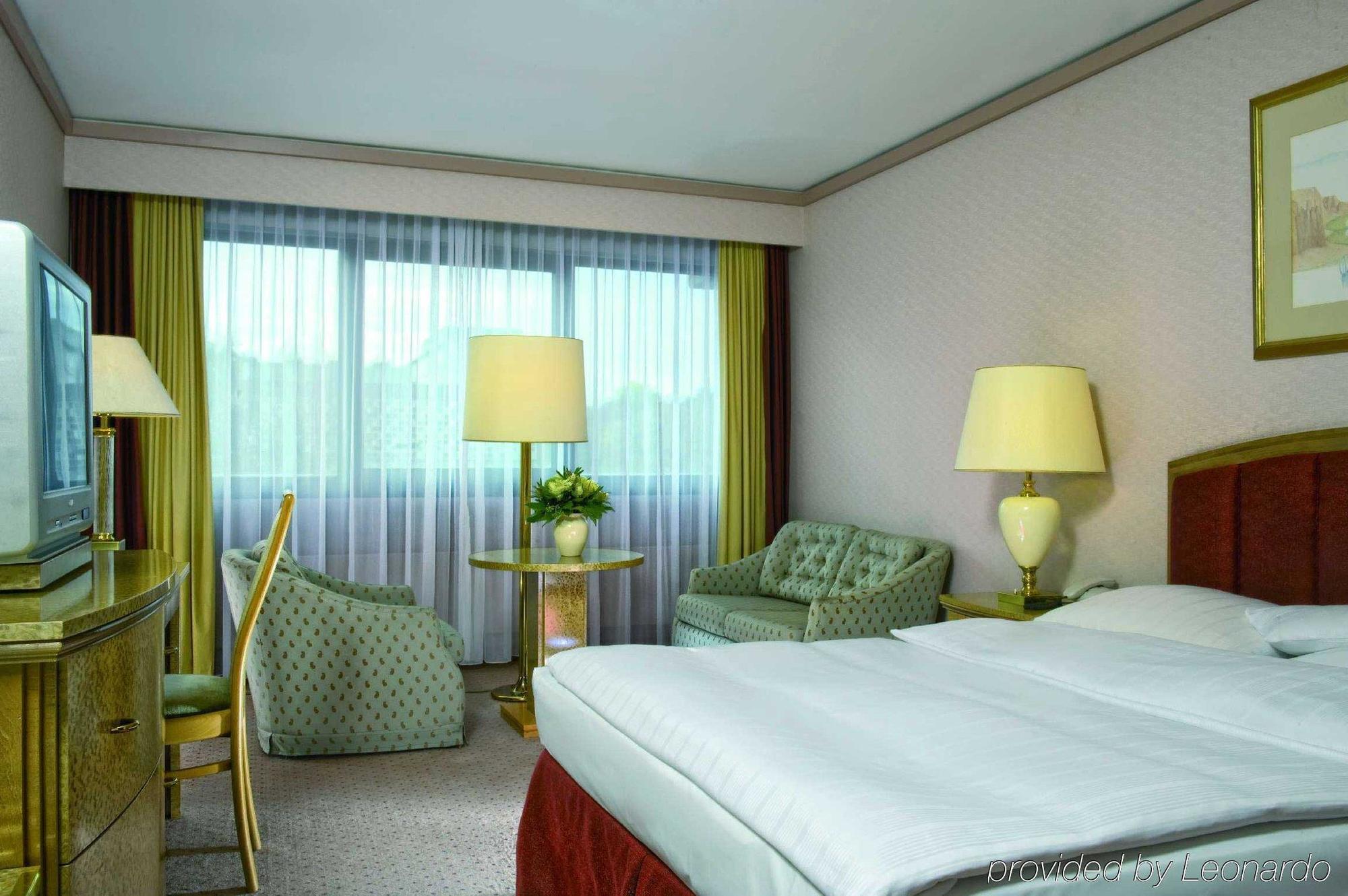 Maritim Grand Hotel Hannover Room photo