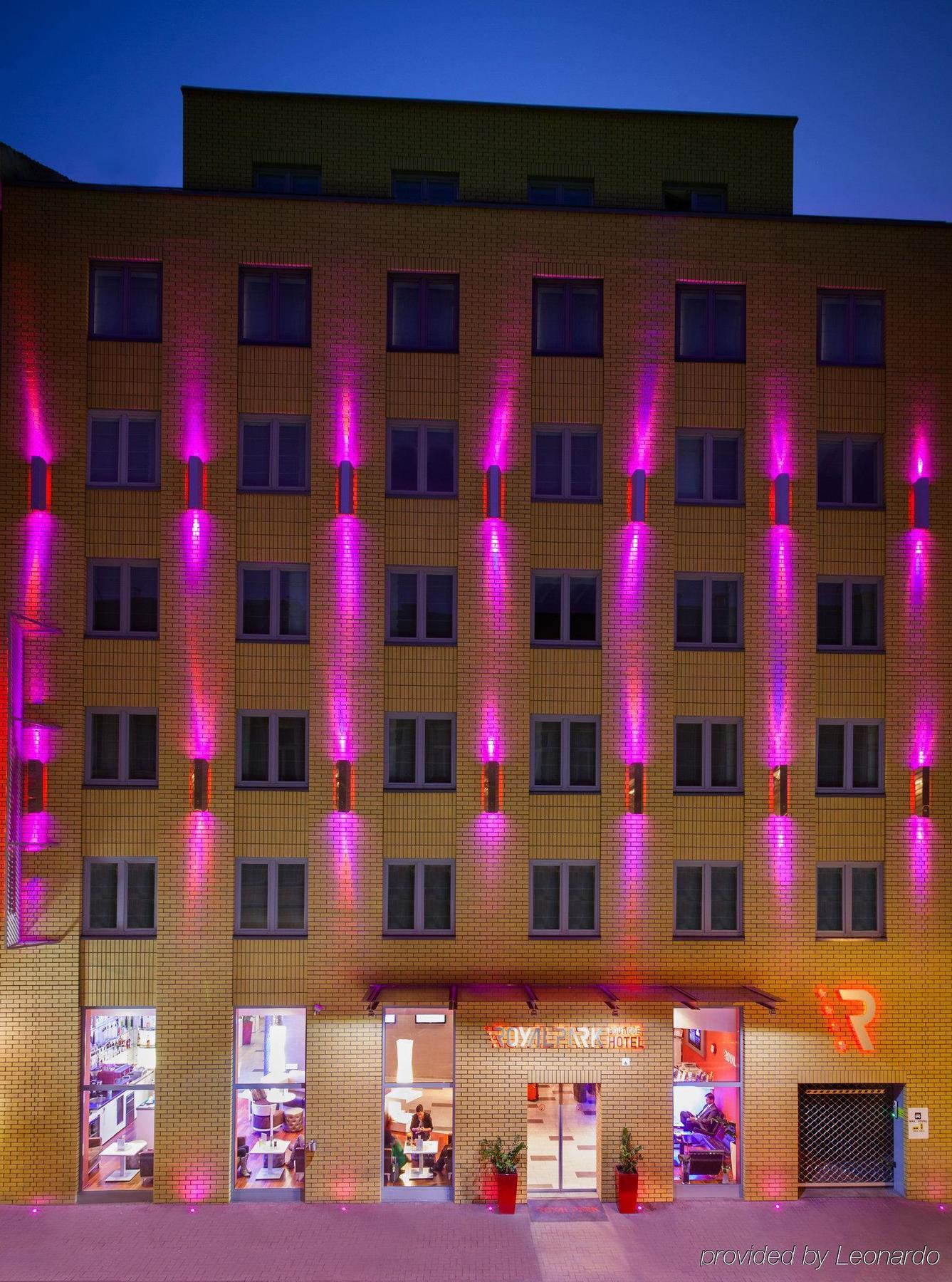Royal Park Boutique Hotel Budapest Exterior photo