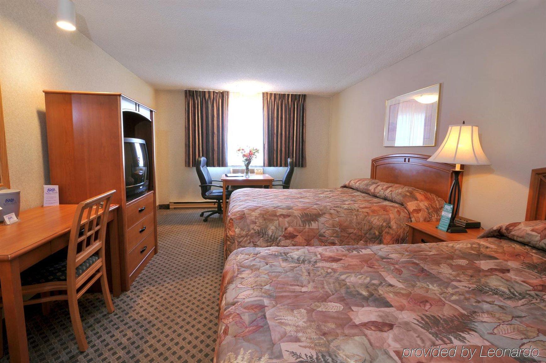 Nampa Inn & Suites Room photo