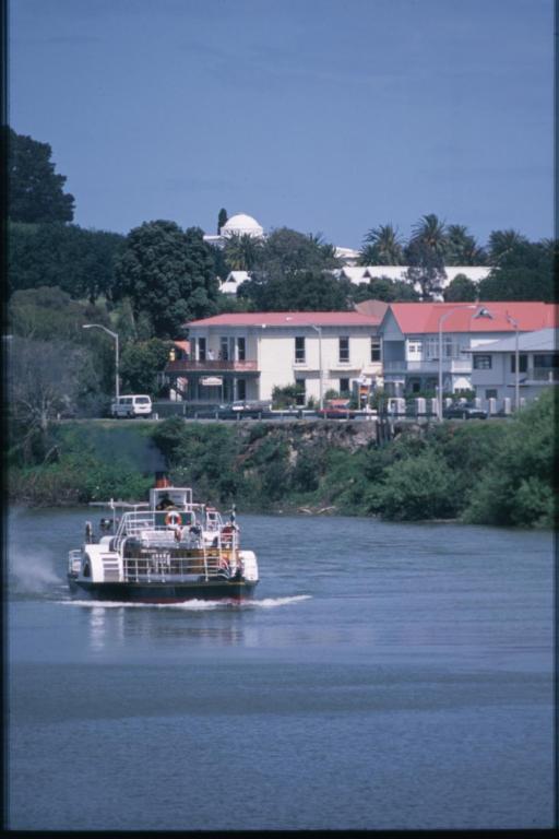 Tamara Riverside Lodge Whanganui Exterior photo