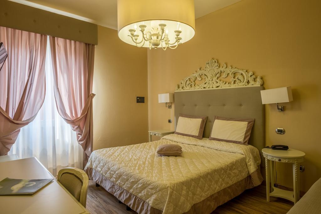 Hotel Manzoni Wellness&Spa Montecatini Terme Exterior photo