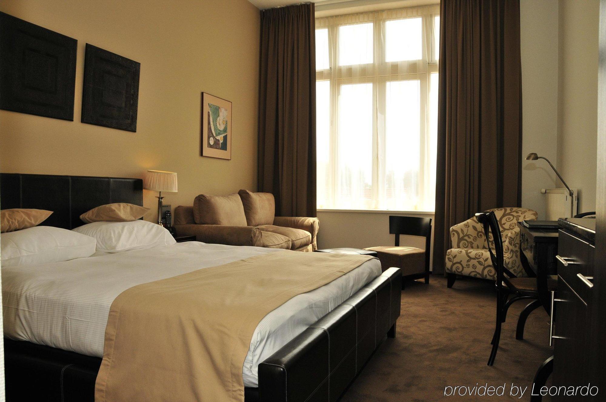 Hotel Chariot Aalsmeer Room photo