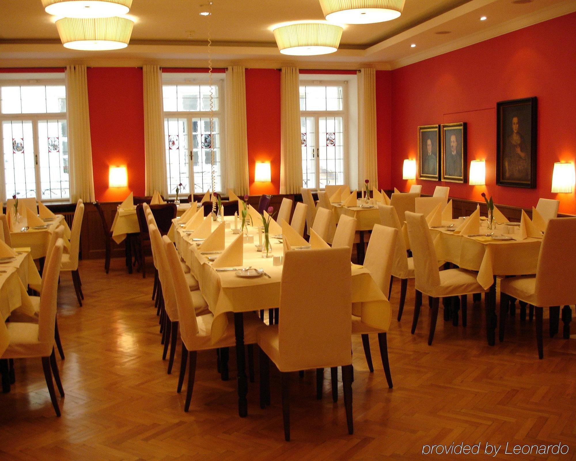 Hotel Elefant Salzburg Restaurant photo