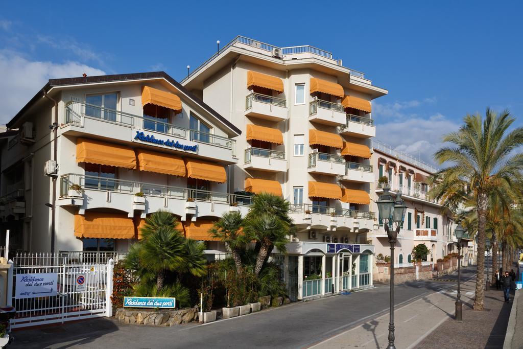 Residence Dei Due Porti Sanremo Exterior photo