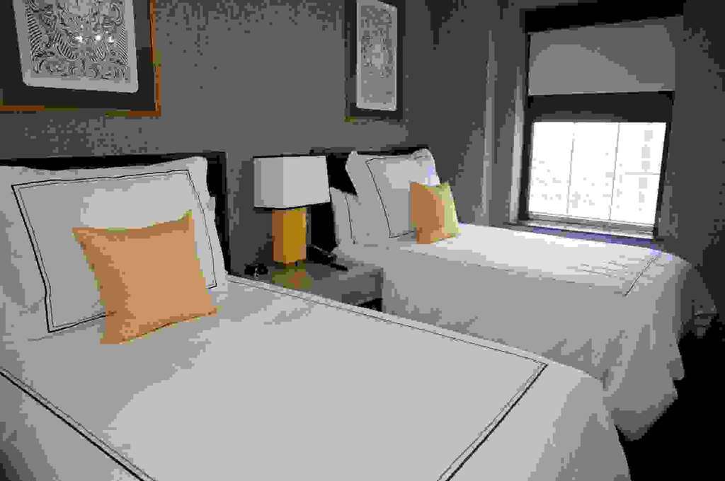 The Admiral Hotel Mobile Room photo