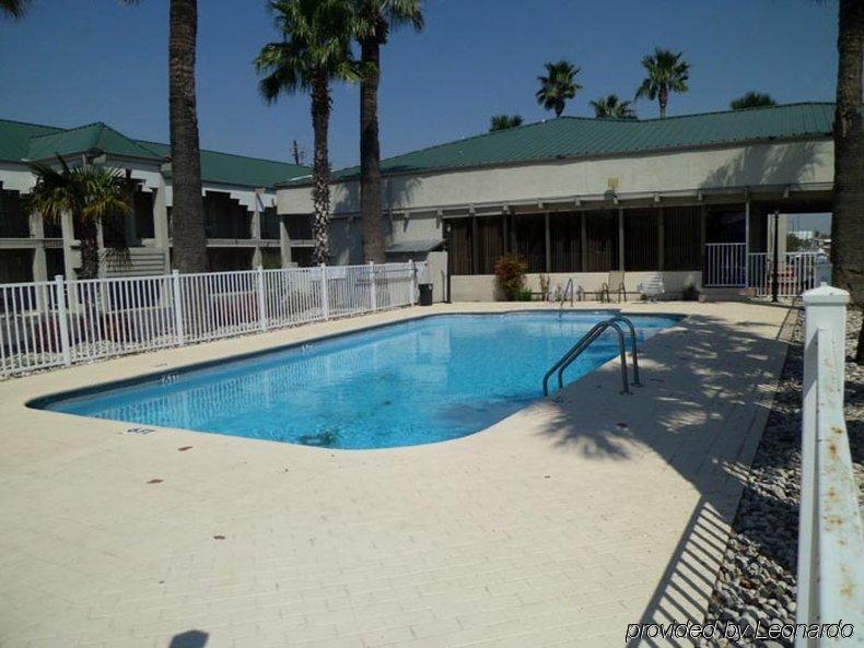 Econo Lodge Del Rio Facilities photo