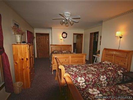 Spruce Lodge Bed & Breakfast & Guest Cottage Lake Placid Room photo