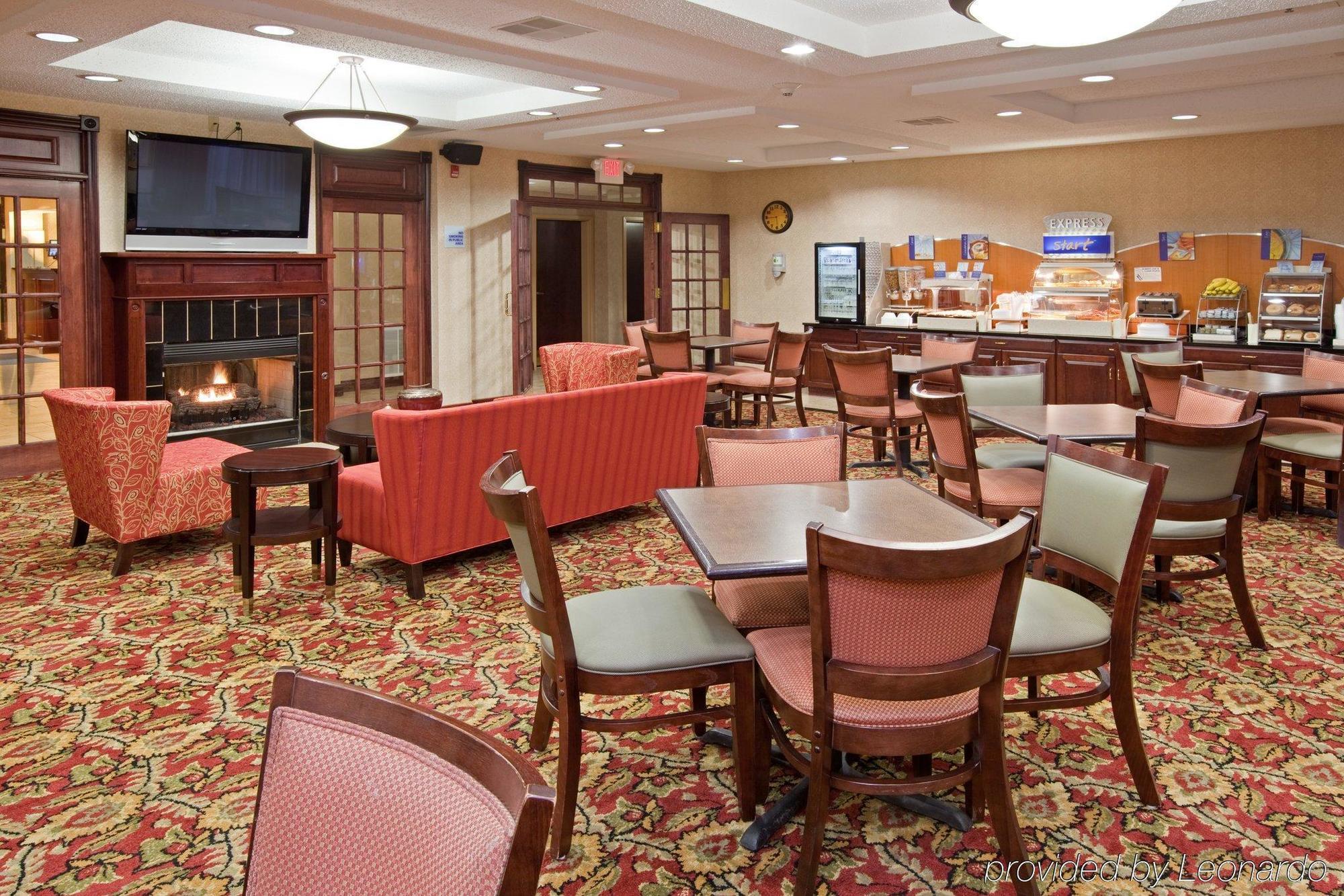 Holiday Inn Express Hotel & Suites Ashland, An Ihg Hotel Restaurant photo