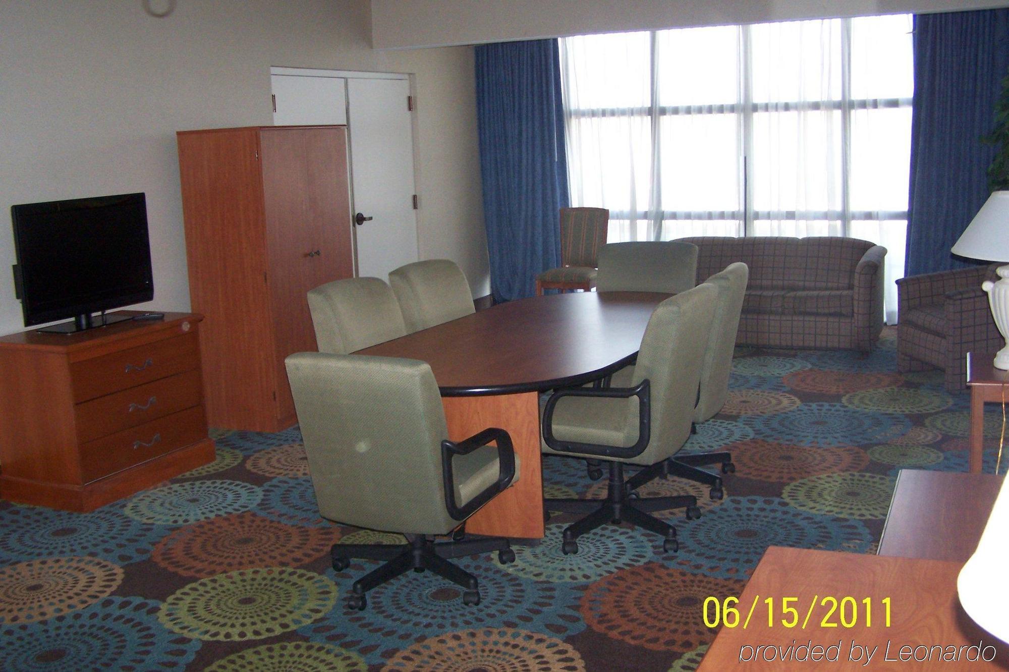 Holiday Inn Express Anderson I-85 - Exit 27- Highway 81, An Ihg Hotel Room photo