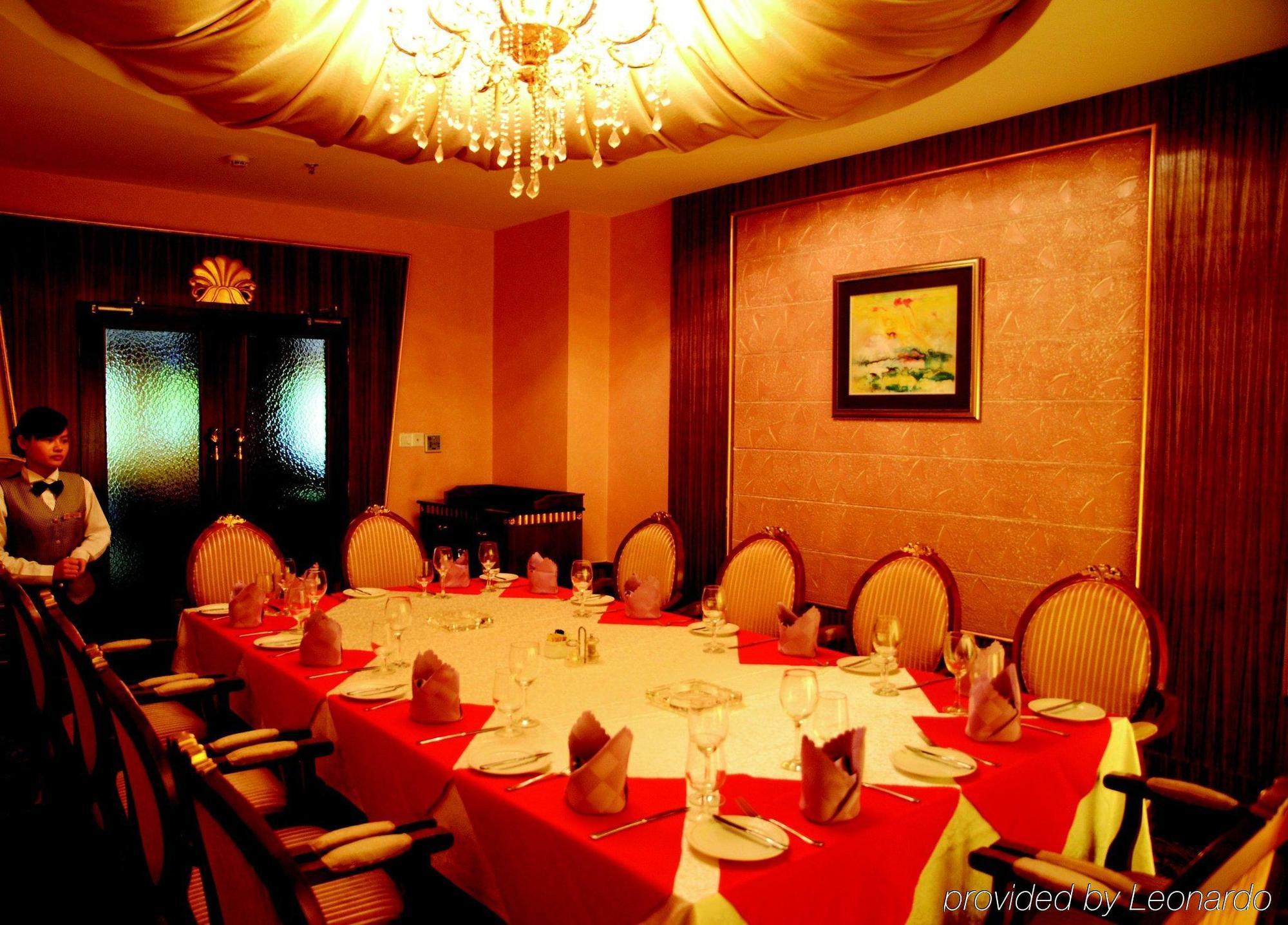 Century Palace Hotel Huizhou  Restaurant photo