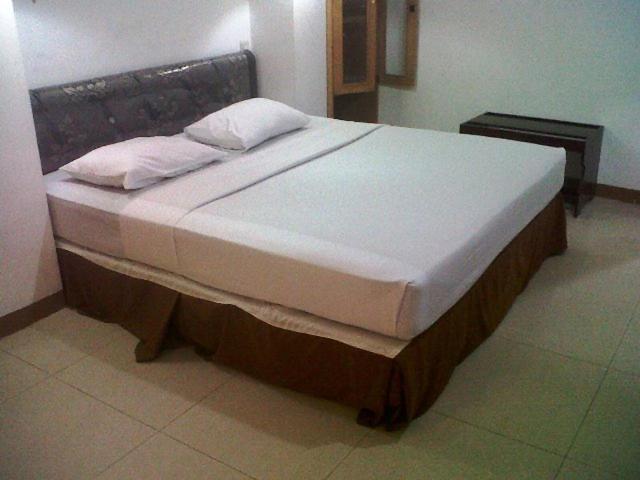 Hotel Paradise Gorontalo Room photo