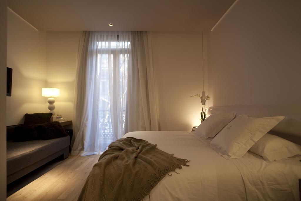 Anba Boutique (Adults Only) Bed & Breakfast Barcelona Exterior photo