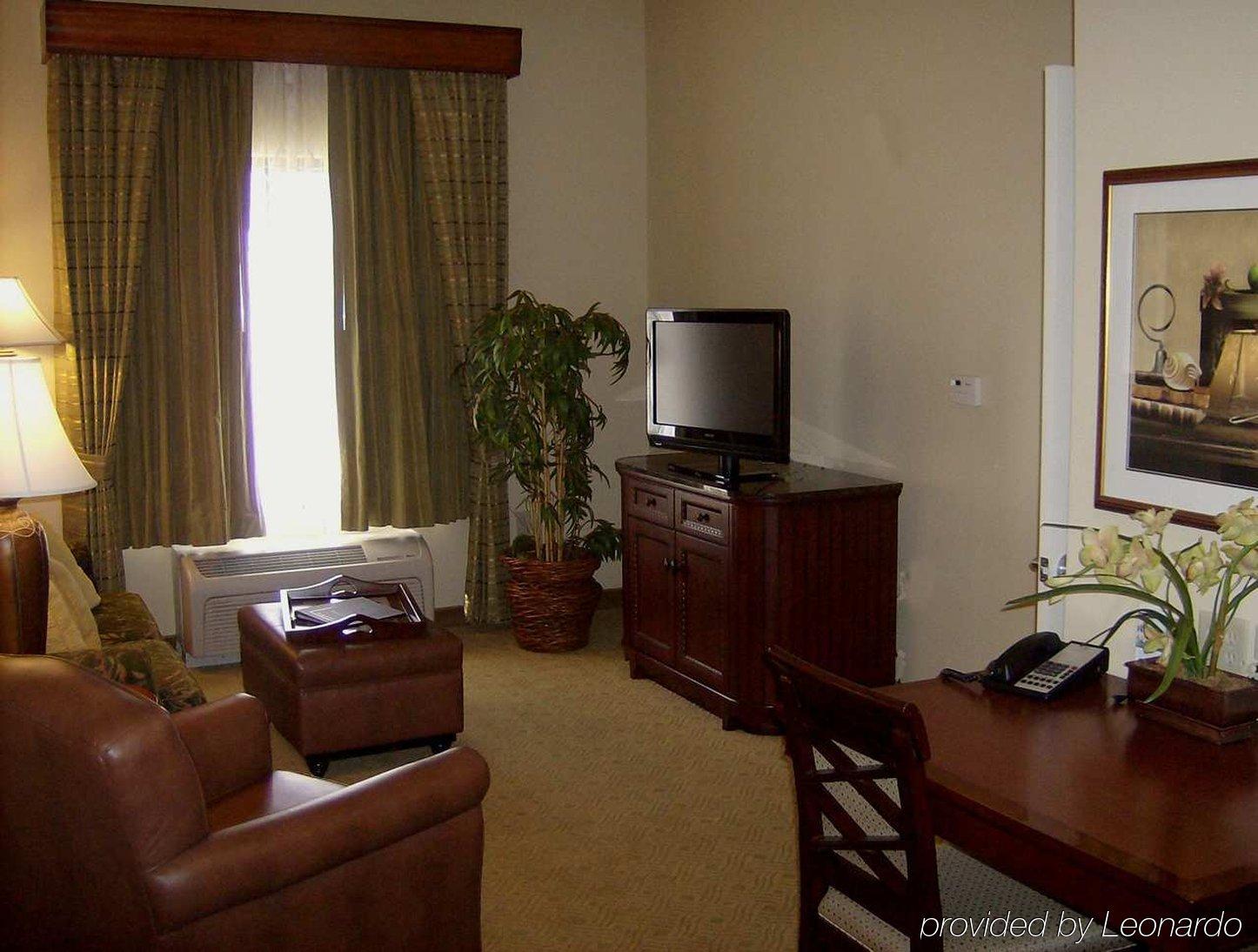 Homewood Suites By Hilton Phoenix-Avondale Room photo