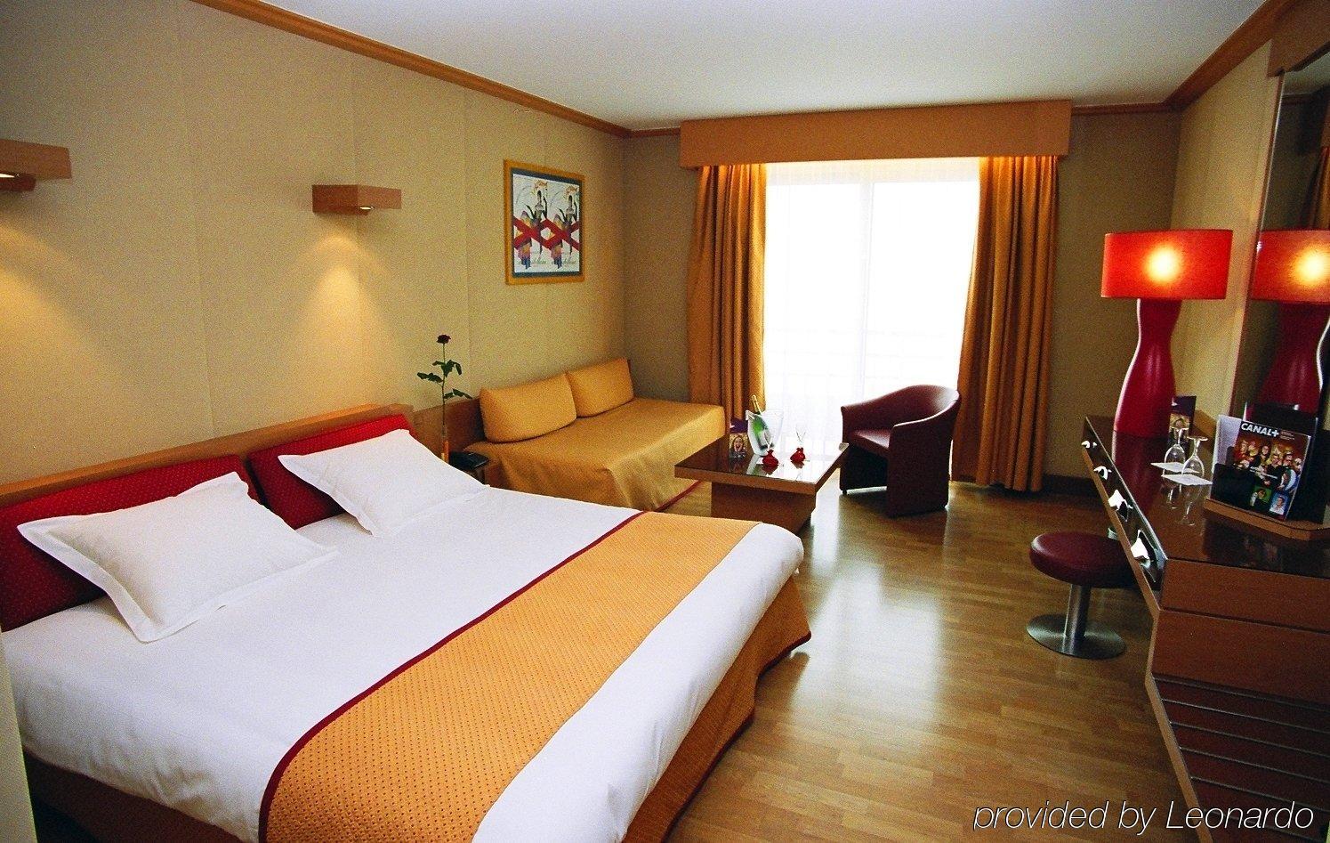 Hotel Spa Du Beryl Joa Saint-Brevin-les-Pins Room photo