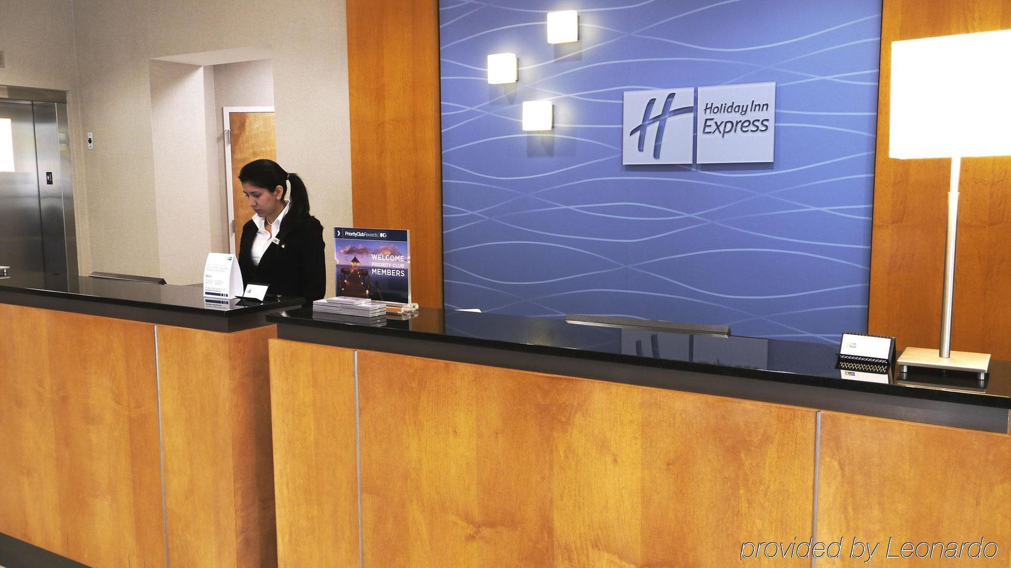Holiday Inn Express Stamford, An Ihg Hotel Interior photo