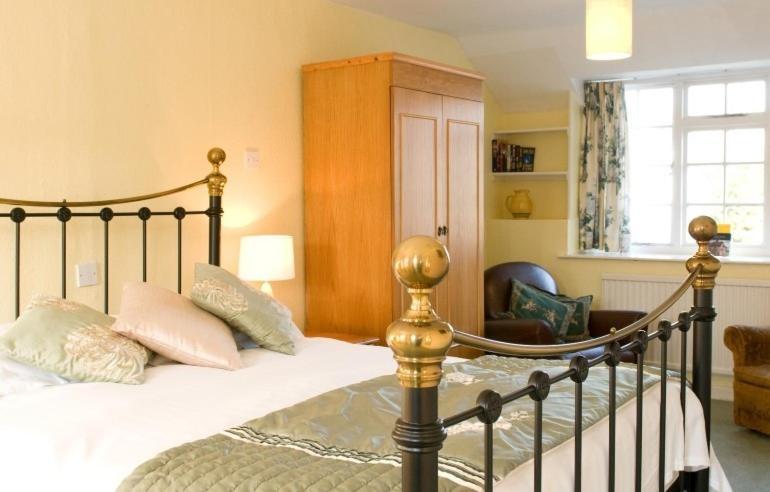 Lifton Hall Hotel Room photo