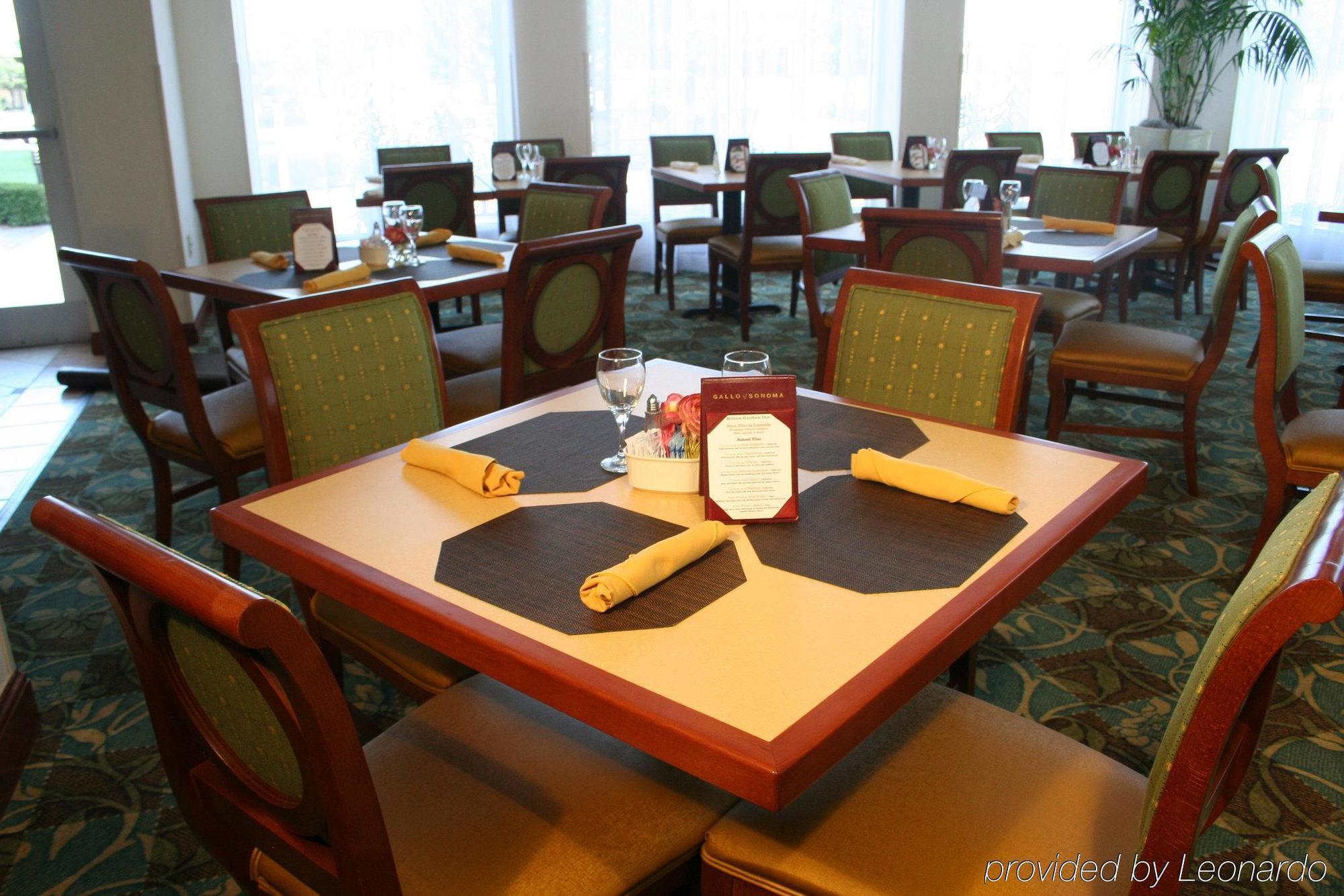 Hilton Garden Inn Oklahoma City Airport Restaurant photo