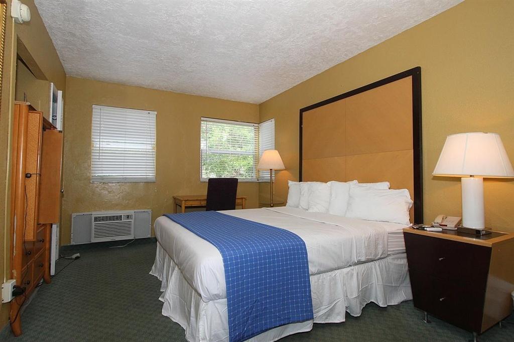 Avalon Waterfront Inn Fort Lauderdale Room photo