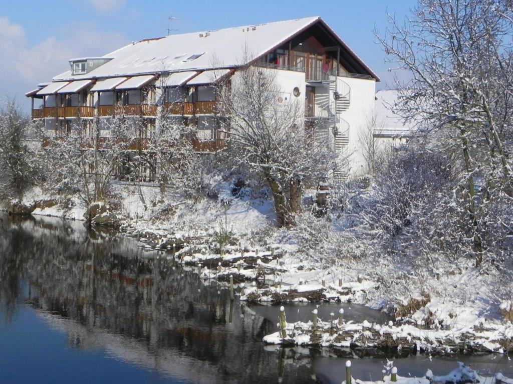 Parkhotel Cham Exterior photo