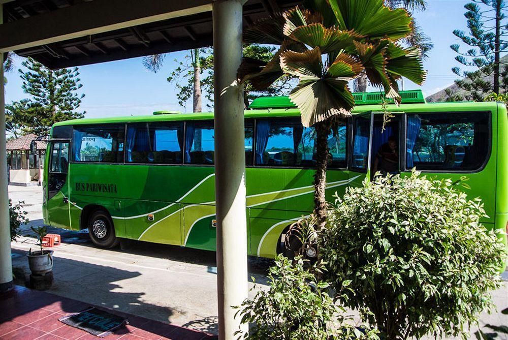 Kuta Indah Hotel Exterior photo