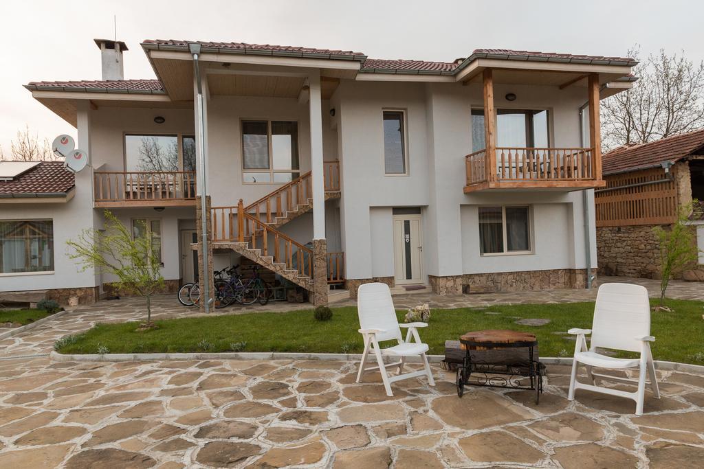 Guest House Bigora Krushuna Exterior photo