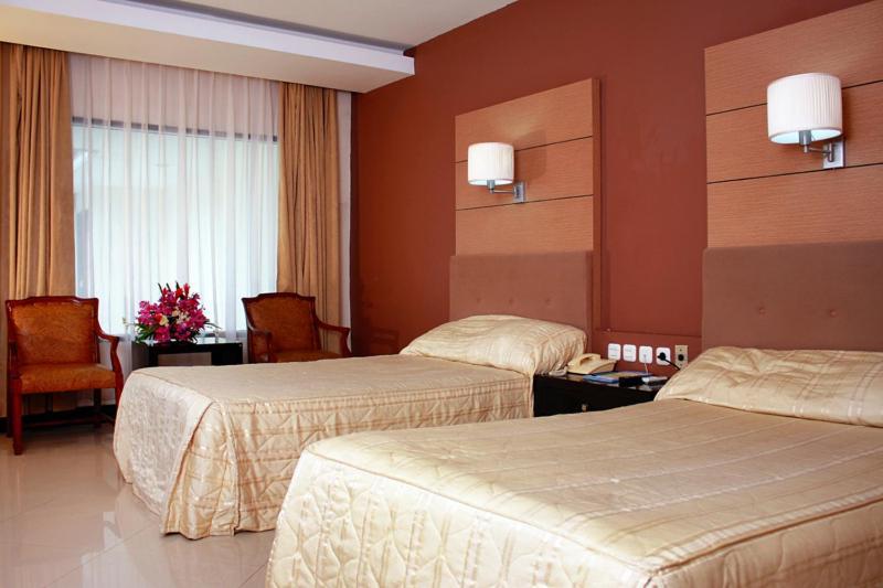 Grage Horizon Hotel Bengkulu Room photo