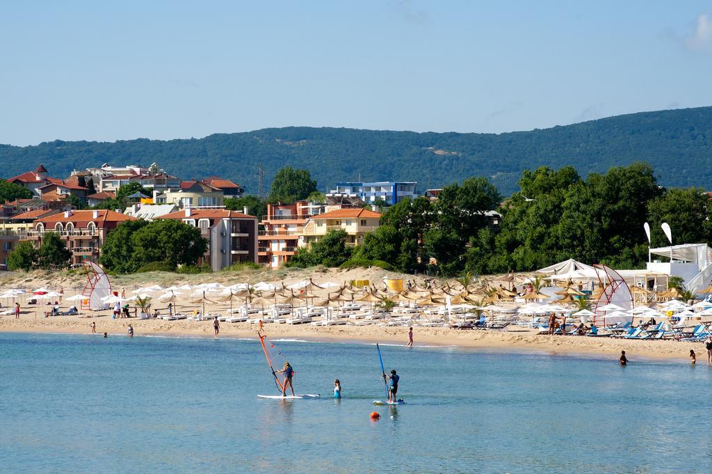 Merlin Club Hotel Lozenets Exterior photo