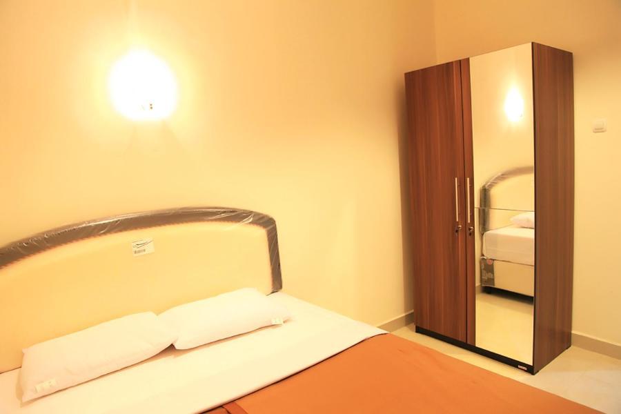 Hotel Walan Syariah Surabaya Room photo