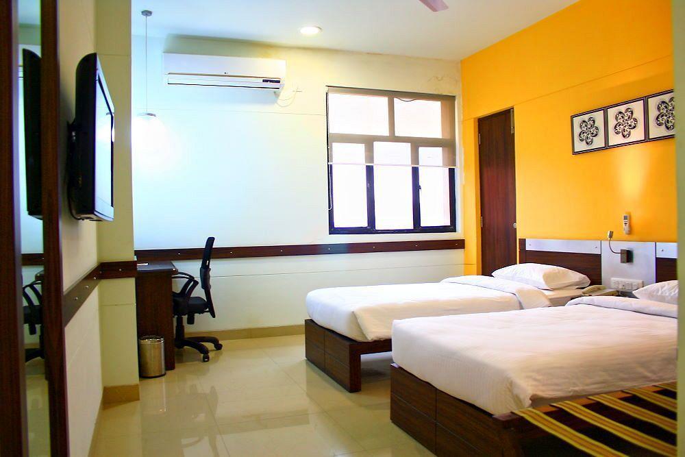 Ginger Hotel Manesar Gurgaon Exterior photo