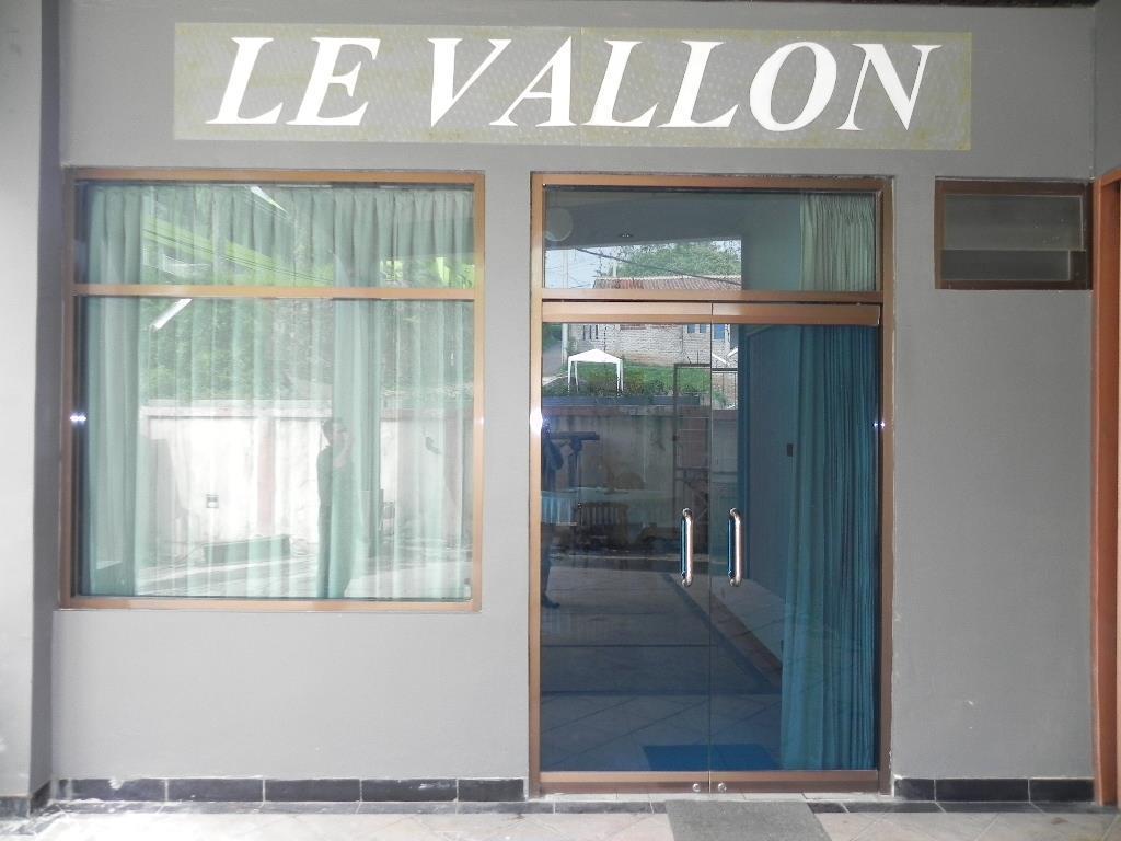 Le Vallon Bandung Hotel Exterior photo