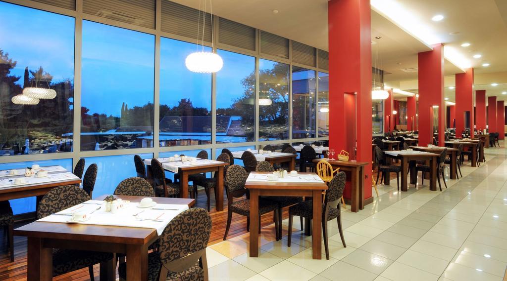 Hotel Coral Plava Laguna (Adults Only) Umag Restaurant photo