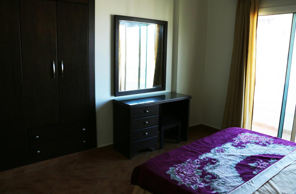 Bil Residence Jounieh Room photo