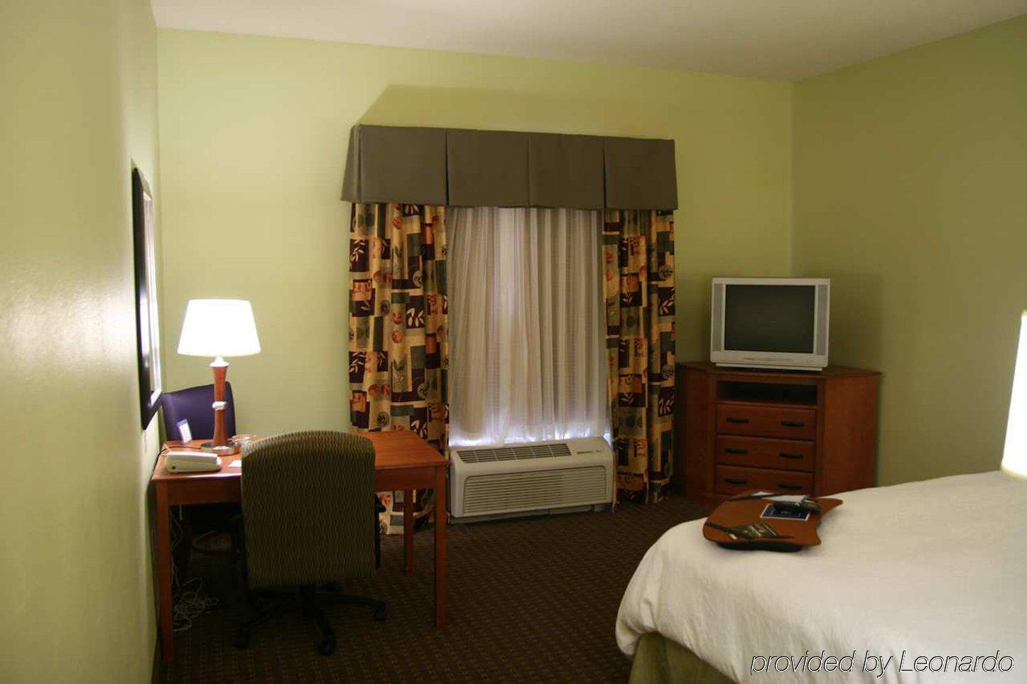 Hampton Inn & Suites Moline-Quad City Int'L Aprt Room photo
