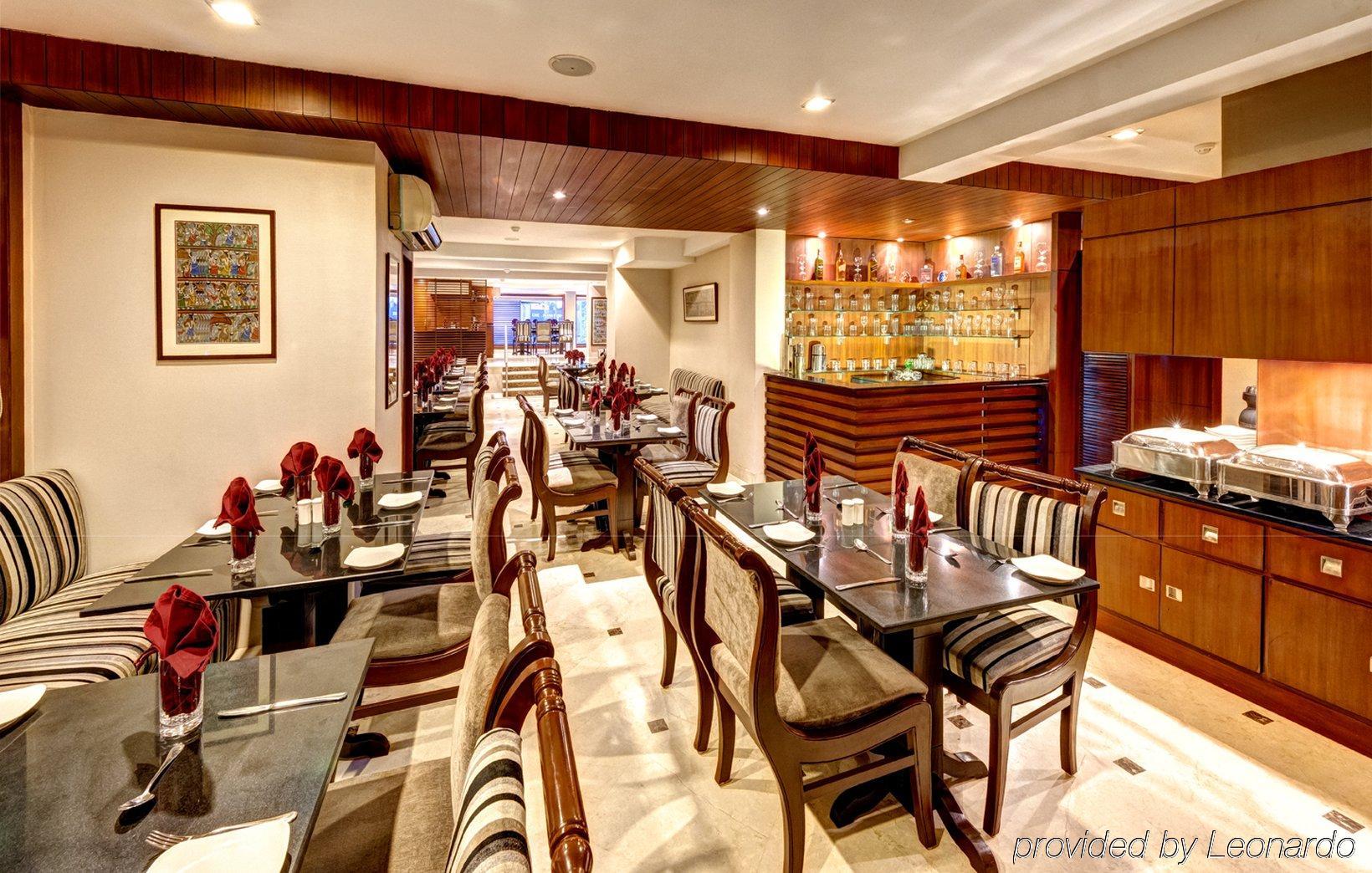 Hotel Casa Fortuna Kolkata Restaurant photo